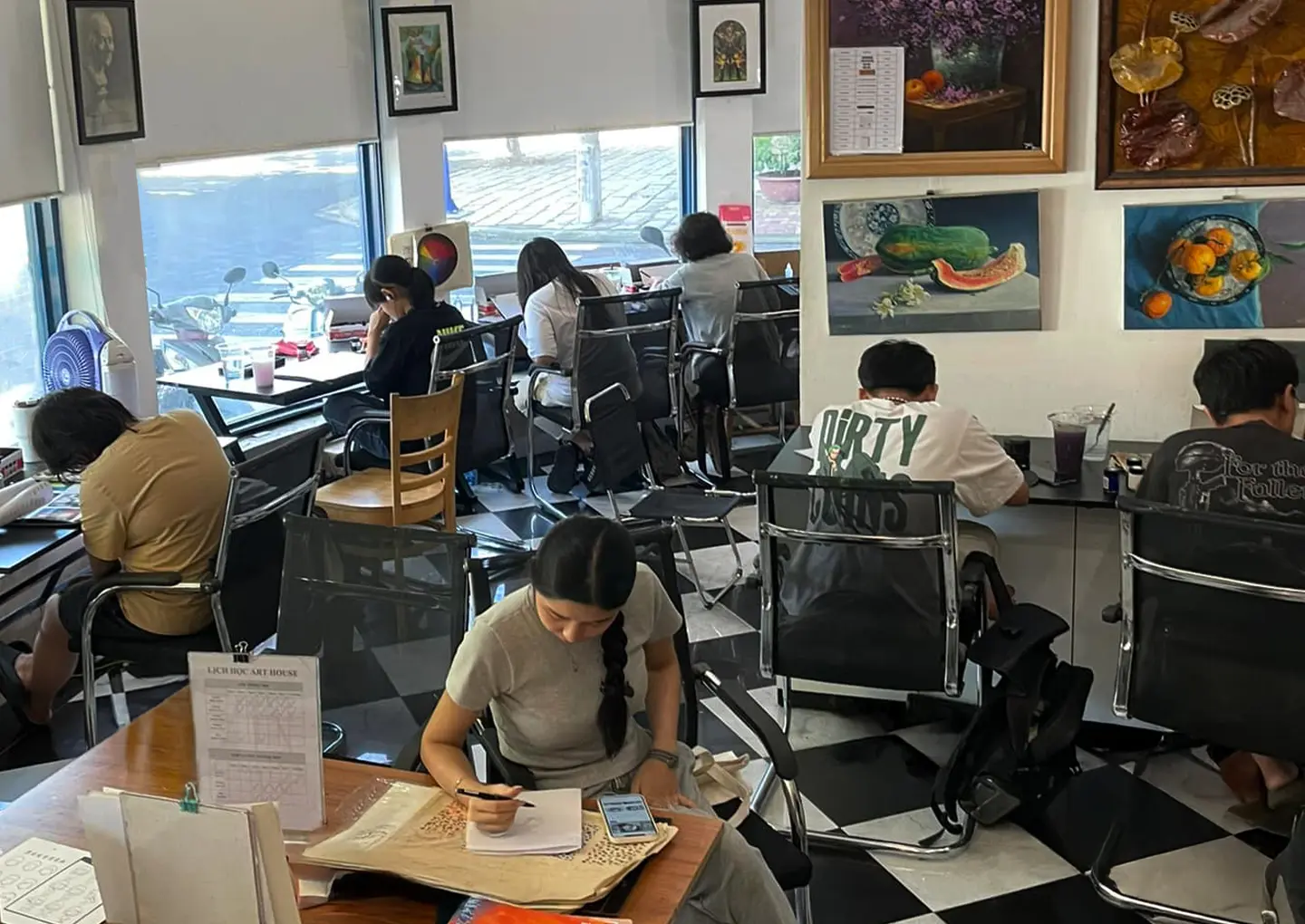 Luyện thi mỹ thuật tại Bà Rịa